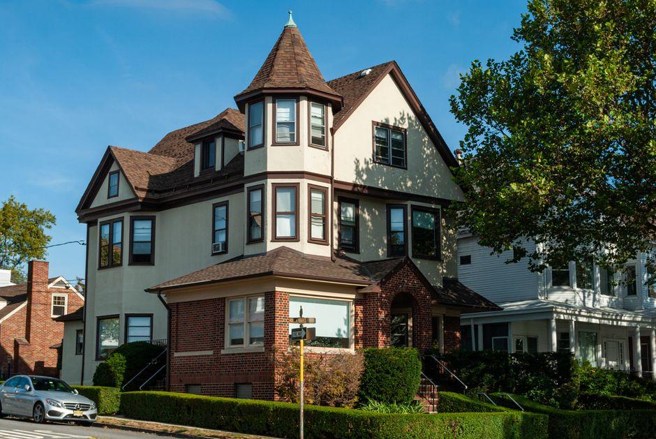 Mansion in Classical Style on Suburb Street