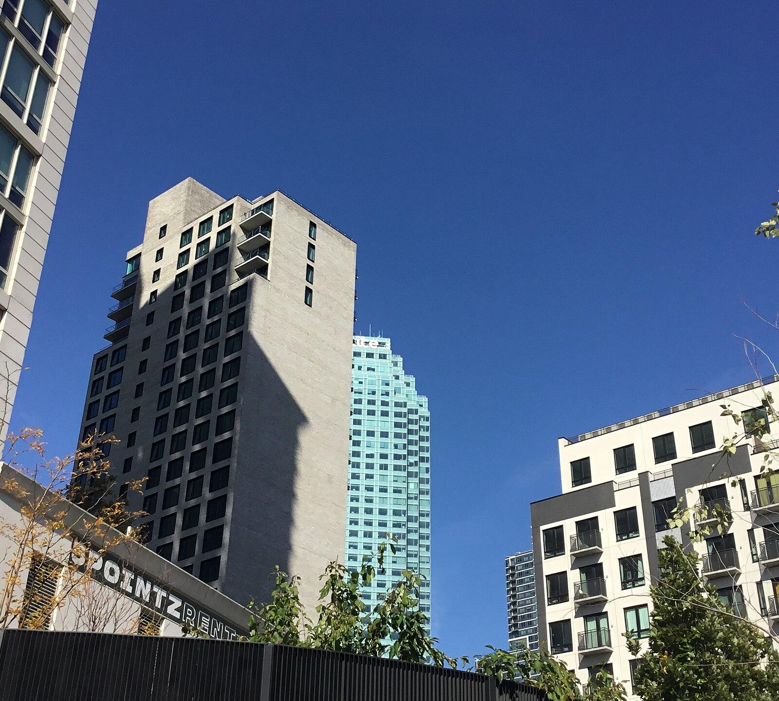 Long Island City October 2022