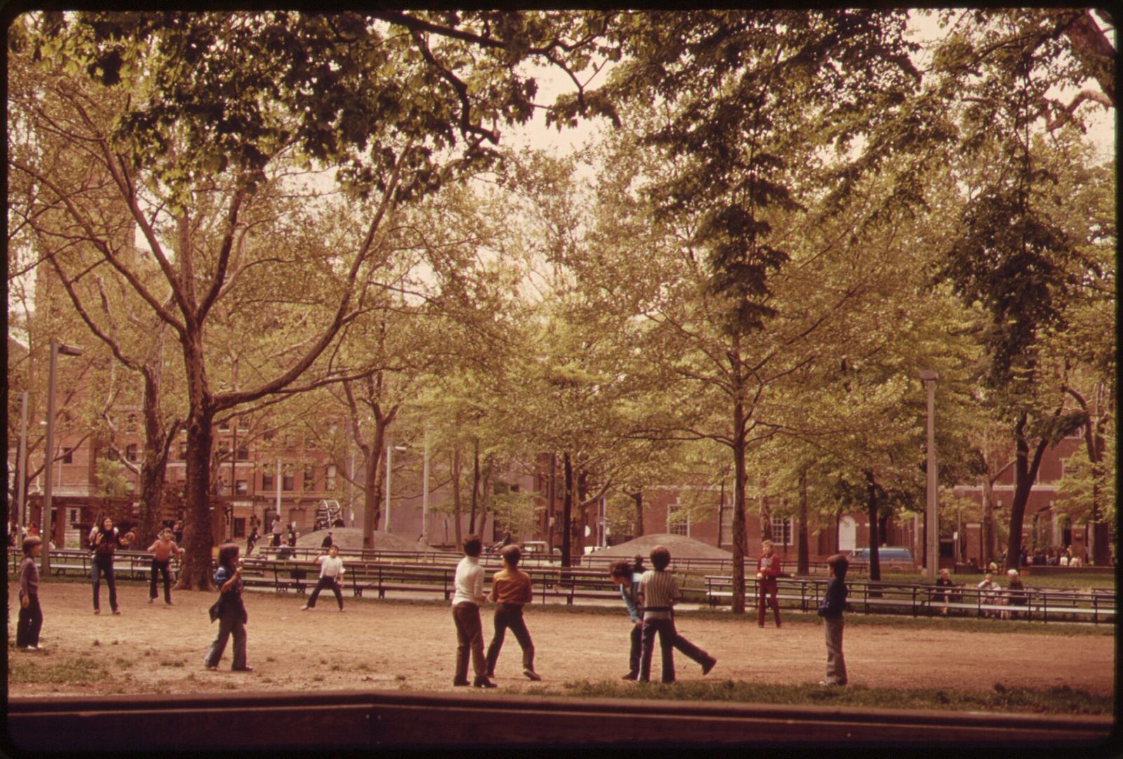 BOYS IN WASHINGTON SQUARE PARK, GREENWICH VILLAGE, LOWER MANHATTAN NARA 551721